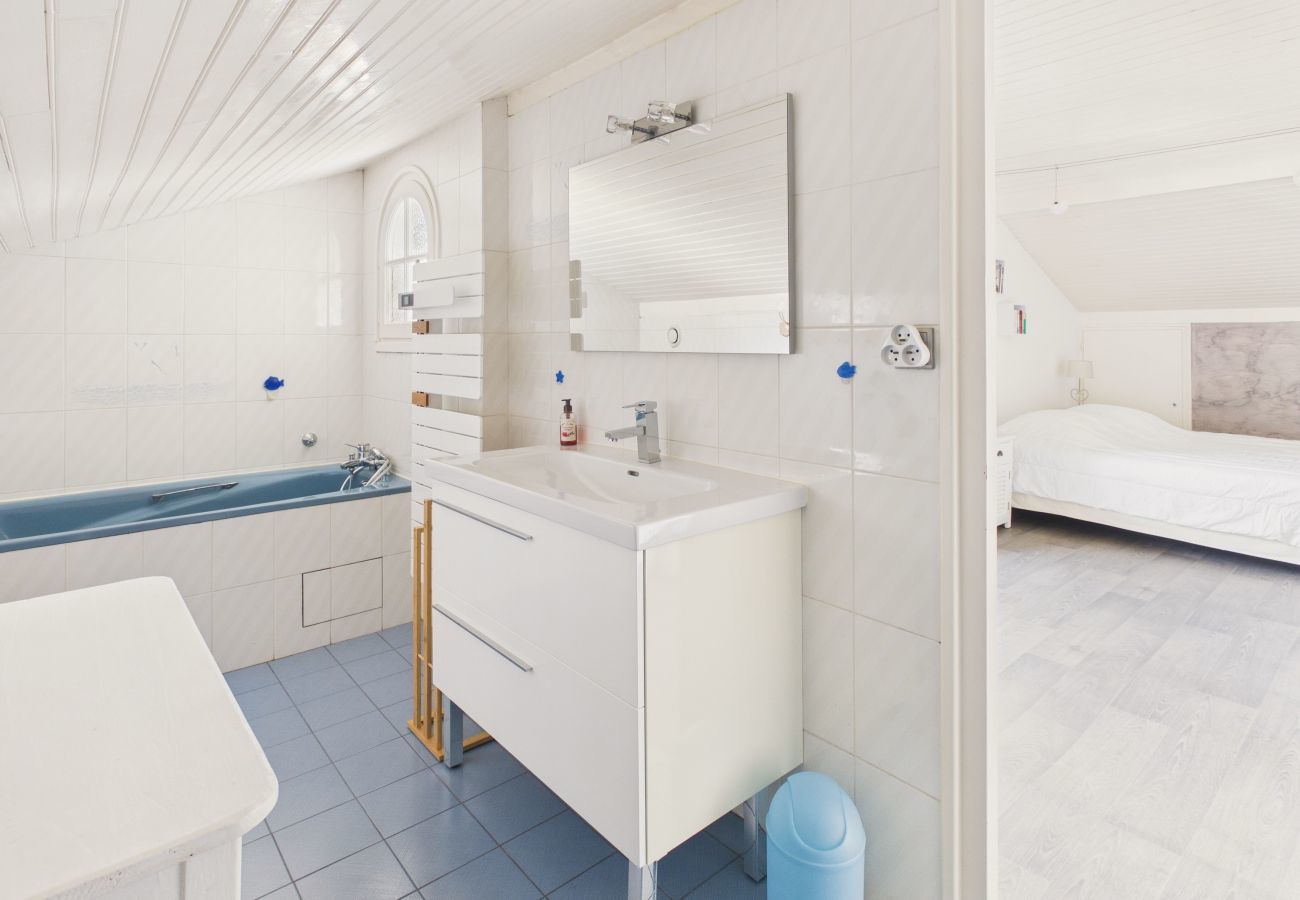 Ferienhaus in Andernos-les-Bains - Schönes Familienhaus mit Garten für 6