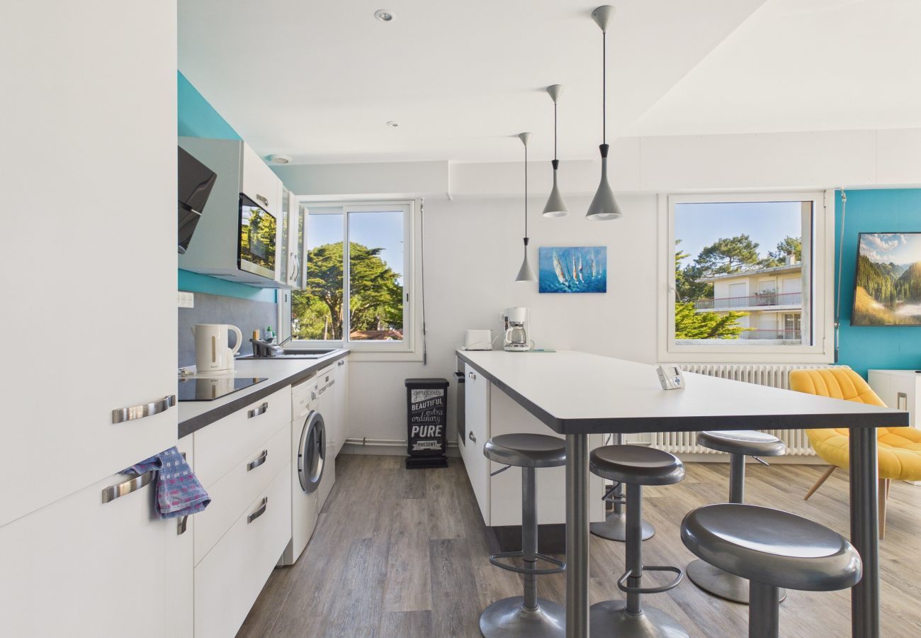 Ferienwohnung in La Baule-Escoublac - Meerblick, Strand 50 m, 2 Erwachsene, 2 Kinder