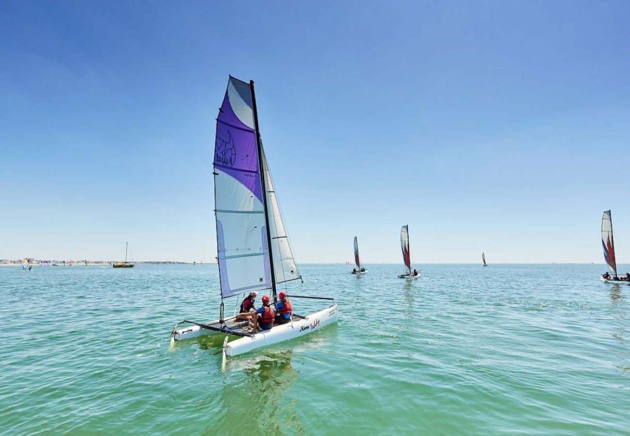Ferienwohnung in La Baule-Escoublac - Meerblick, Strand 50 m, 2 Erwachsene, 2 Kinder