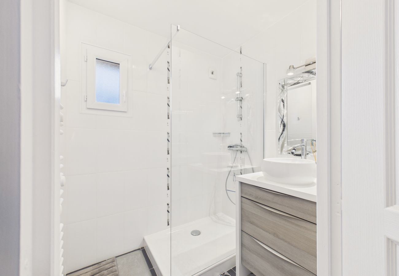 Ferienhaus in Saint-Pierre-Quiberon - 500 m vom Strand entfernt – Haus für 6 mit Terrasse