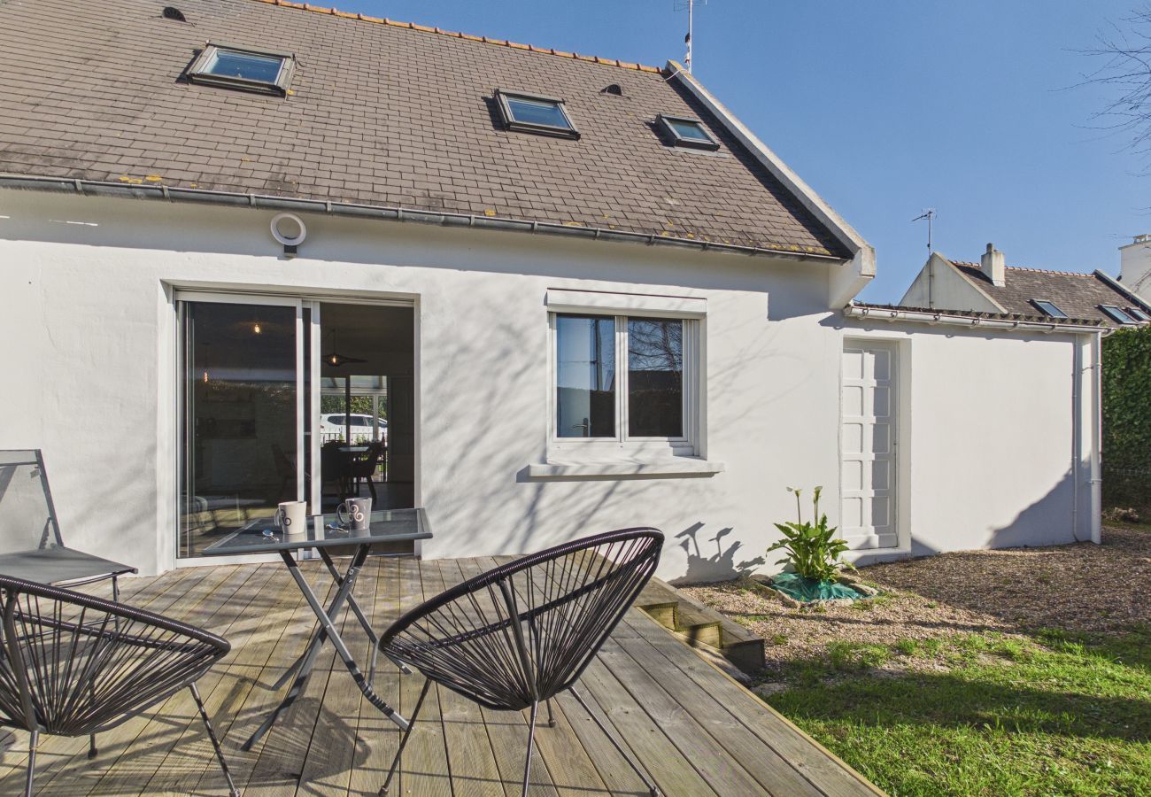 Ferienhaus in Treffiagat - Strand zu Fuß erreichbar – Haus für 6 mit Veranda