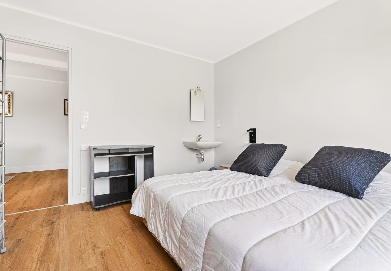 Ferienwohnung in Dinard - Atemberaubender Meer- und Strandblick für 6