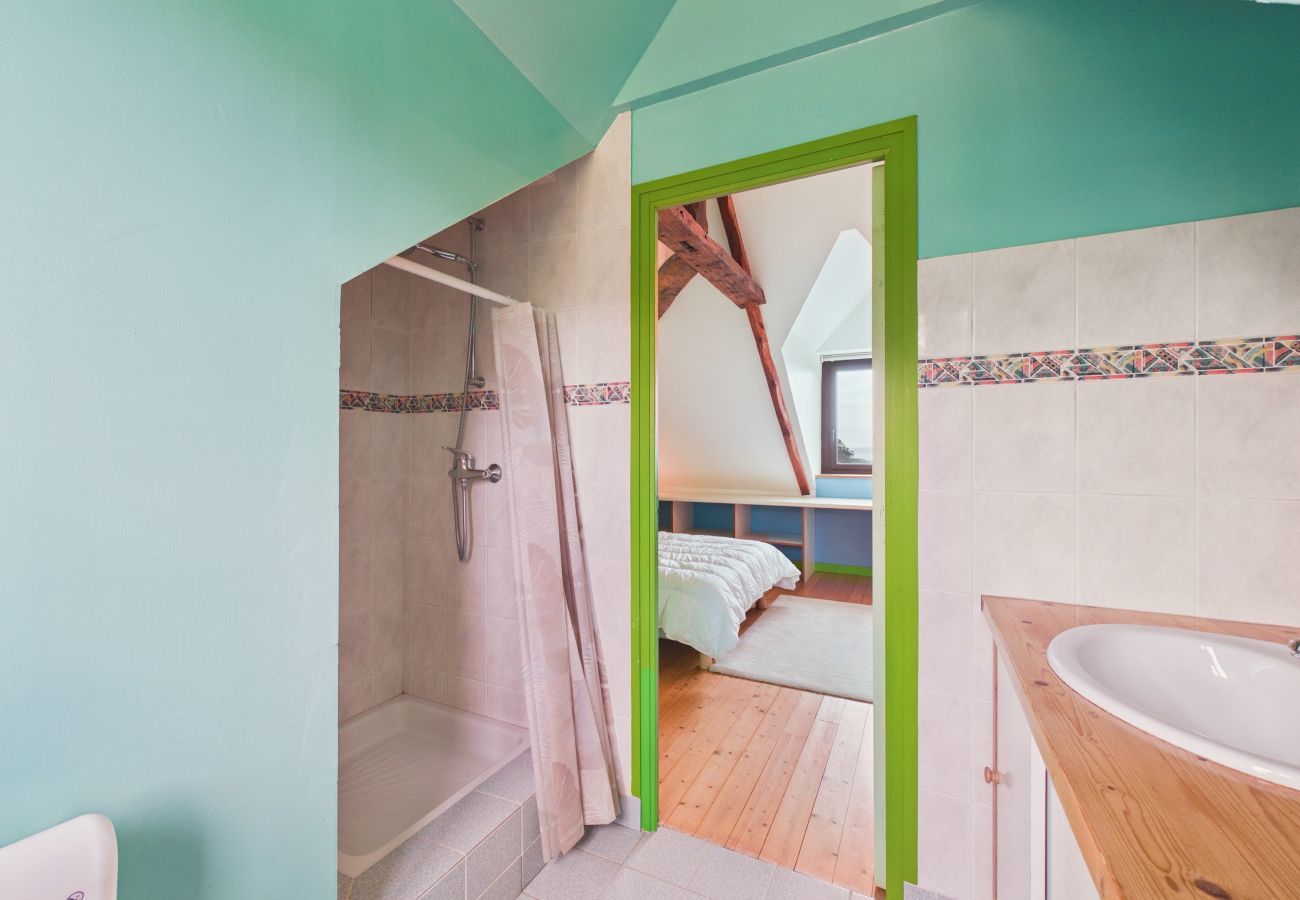 Ferienhaus in Lamballe - Meerblick und großer Garten, 200 m vom Strand