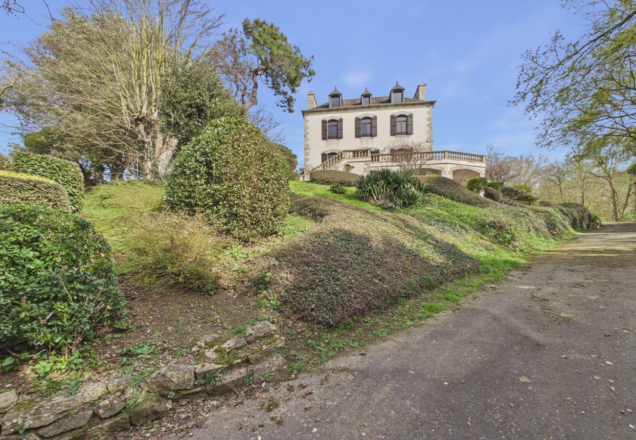 Ferienhaus in Lamballe - Meerblick und großer Garten, 200 m vom Strand