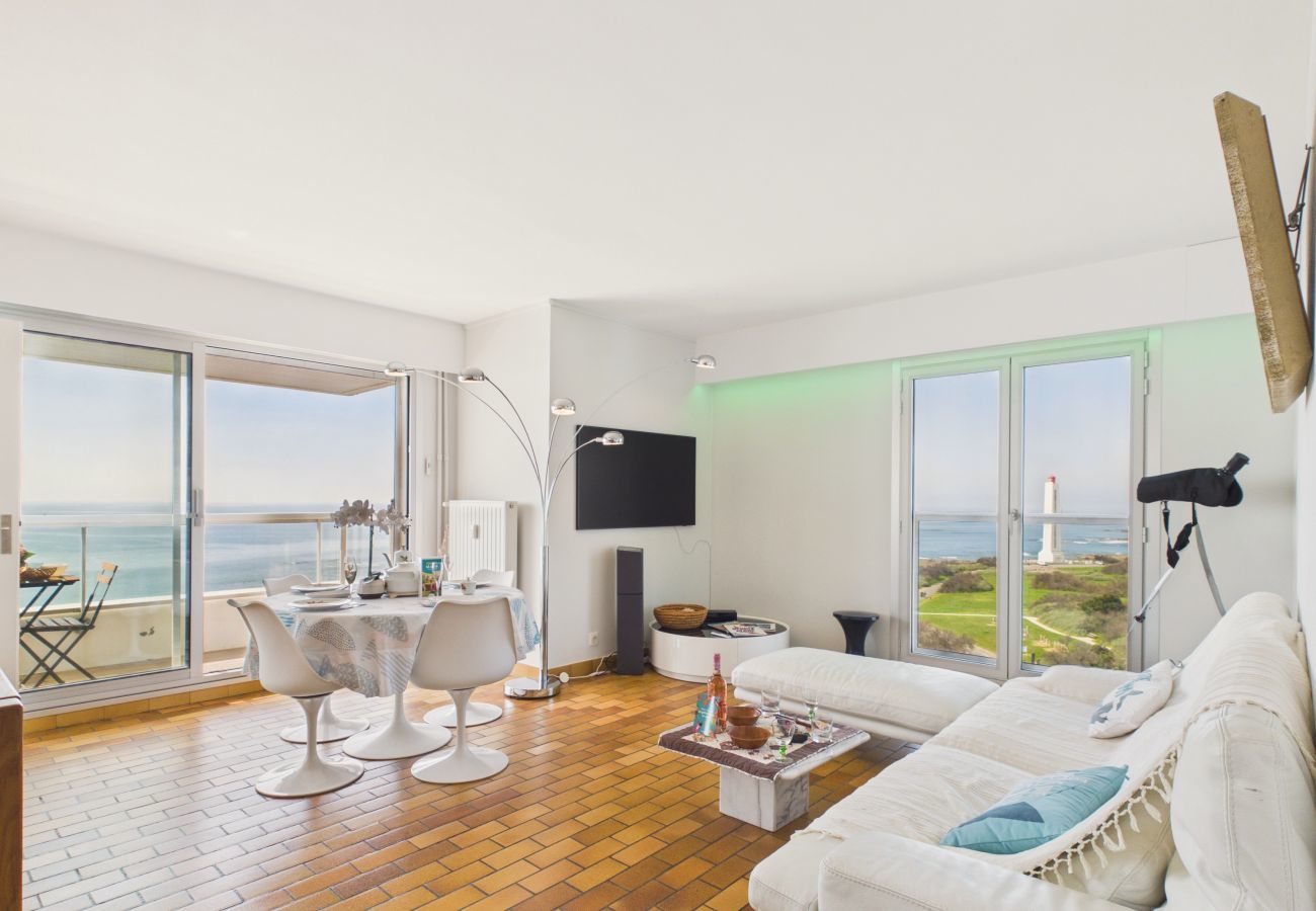 Ferienwohnung in Les Sables-d´Olonne - Wohnung mit herrlichem Meerblick für 4 