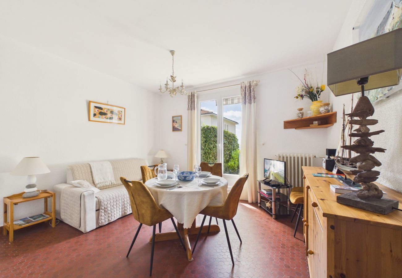 Ferienwohnung in Pornic - Apartment mit Meerblick, Haustiere erlaubt