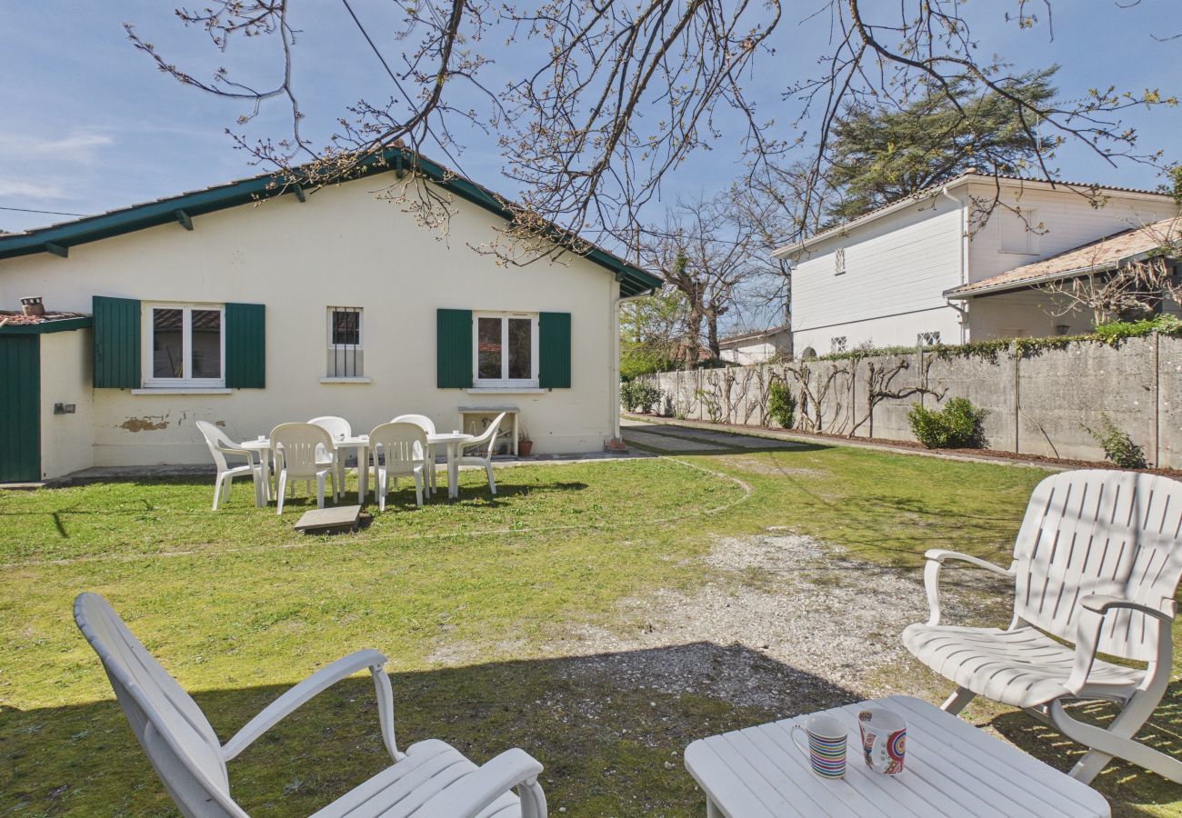 Ferienhaus in Andernos-les-Bains - 300m zum Meer, Familienhaus Betey Viertel