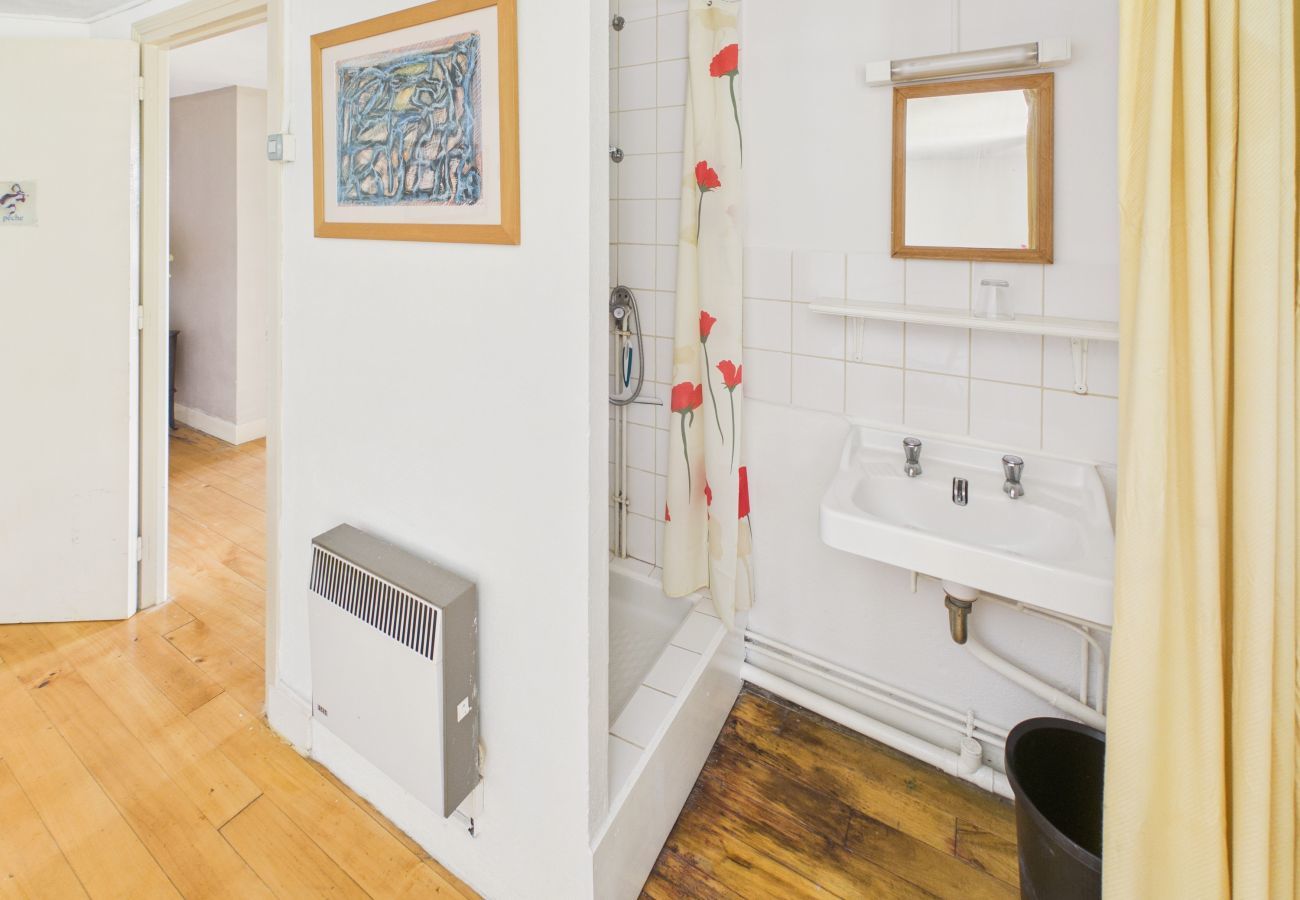 Landhaus in Fanlac - Typisches Ferienhaus für 11 mit Pool & Garten