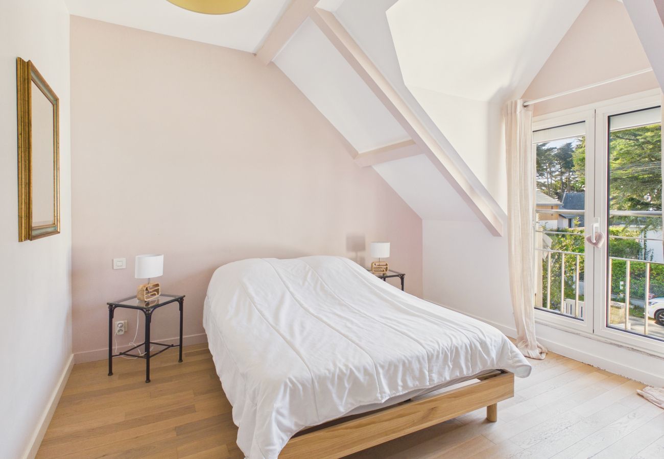 Ferienhaus in Le Pouliguen - 250 m vom Meer entfernt, Familienhaus mit Garten