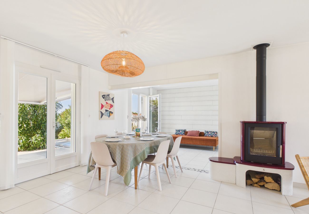 Ferienhaus in Les Sables-d´Olonne - Schönes Haus mit Pool für 8 Personen