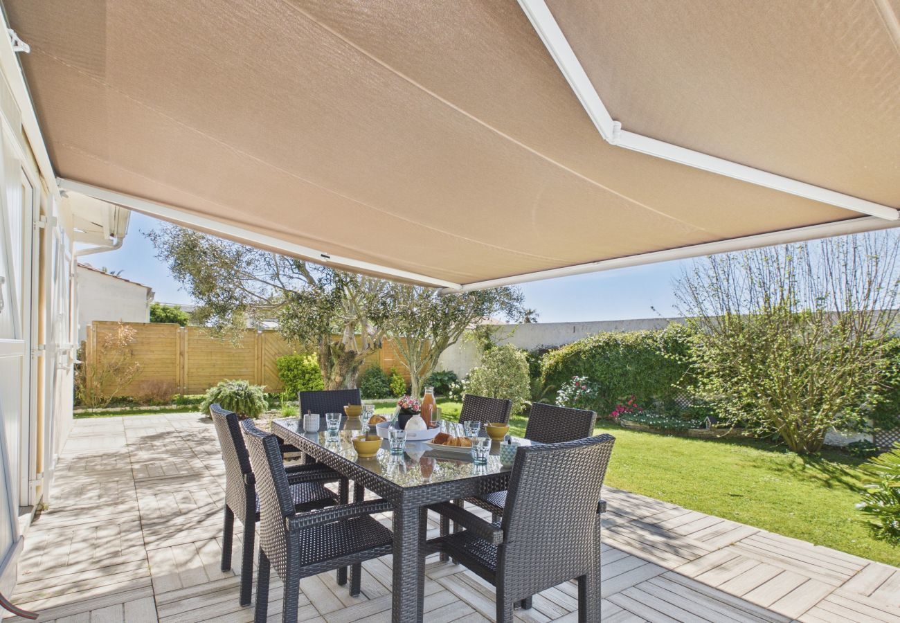 Ferienhaus in Les Sables-d´Olonne - Schönes Haus mit Pool für 8 Personen