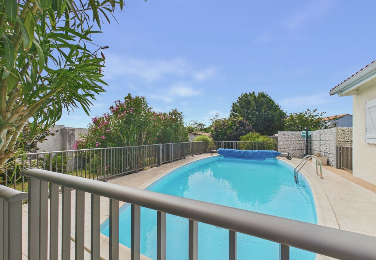 Ferienhaus in Les Sables-d´Olonne - Schönes Haus mit Pool für 8 Personen