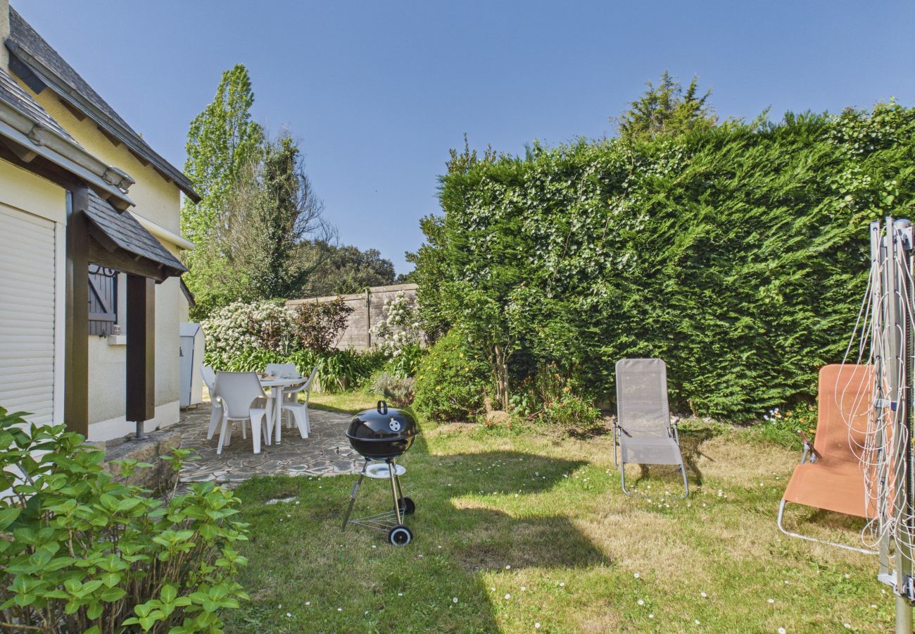 Ferienhaus in Saint-Gildas-de-Rhuys - 600 m vom Strand entfernt – Haus für 4 mit Garten