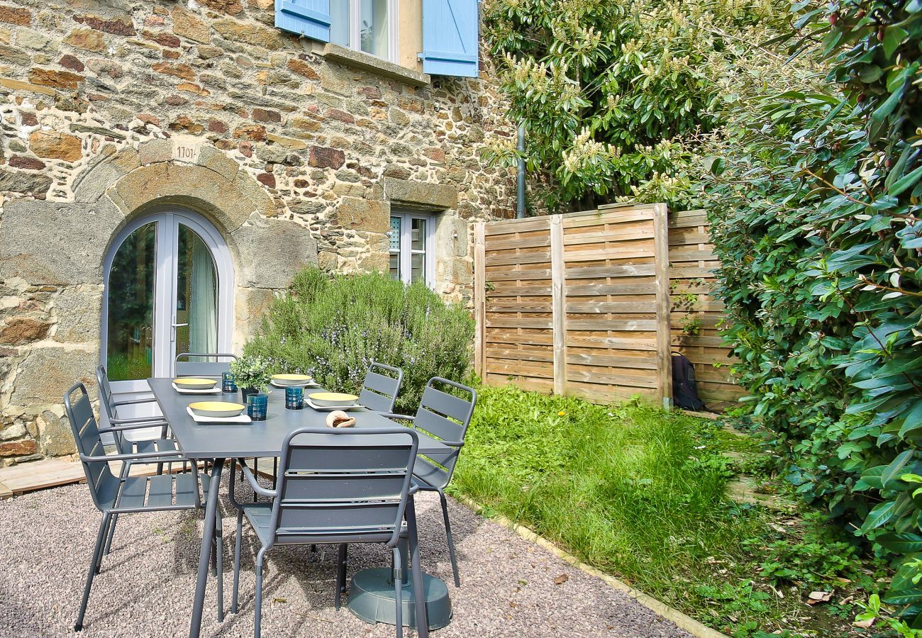 Ferienhaus in Saint-Suliac - Wunderschönes Haus für 4, Strand 600 m