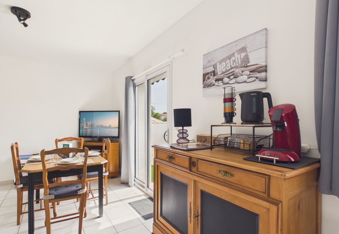 Ferienhaus in Saint-Hilaire-de-Riez - Angenehmes Haus mit Terrasse 500 m vom Meer - 4p