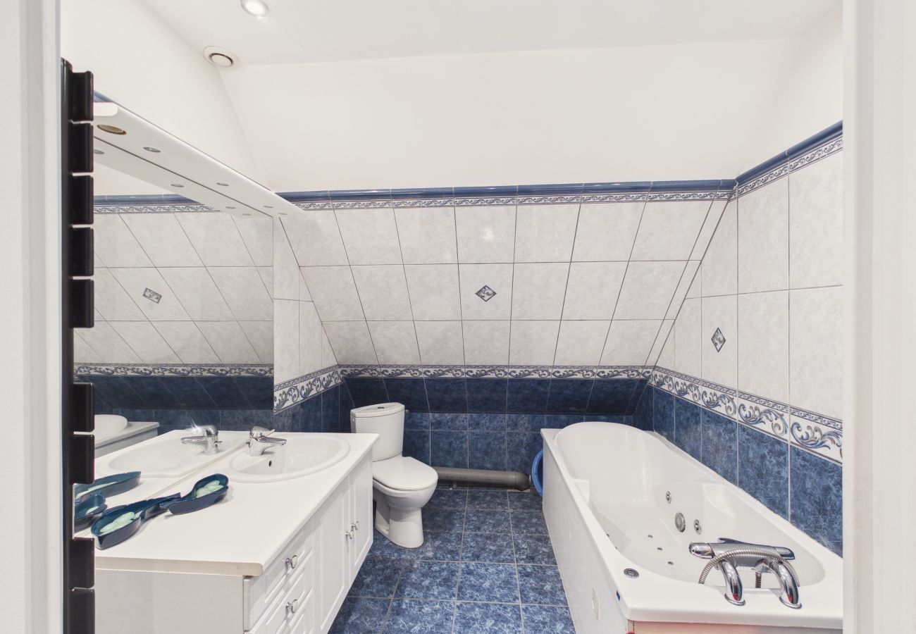 Ferienhaus in Treffiagat - Haus für 6 mit Whirlpool und großem Garten