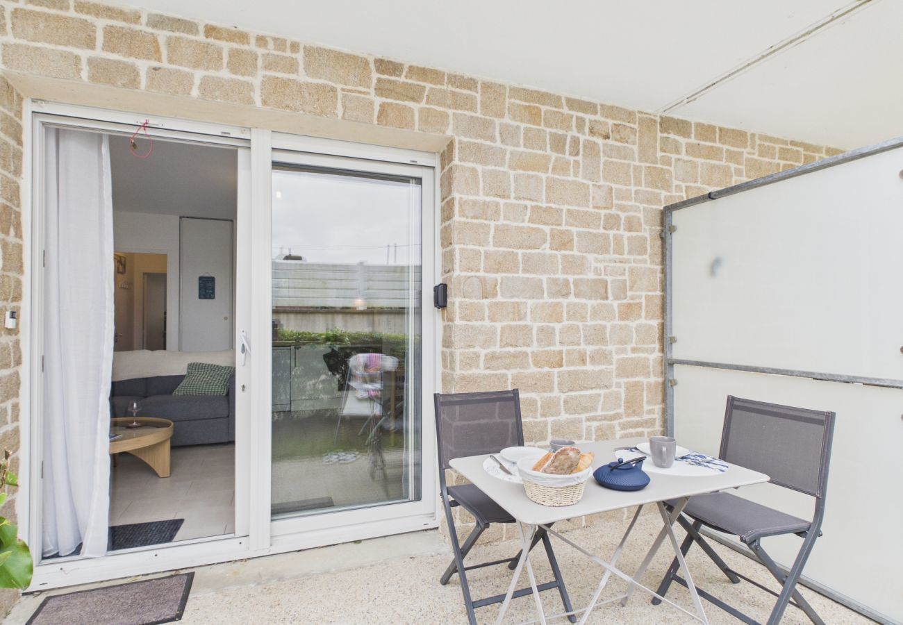 Ferienwohnung in Plouguerneau - 50 m vom Strand - Apartment mit Terrasse für 2