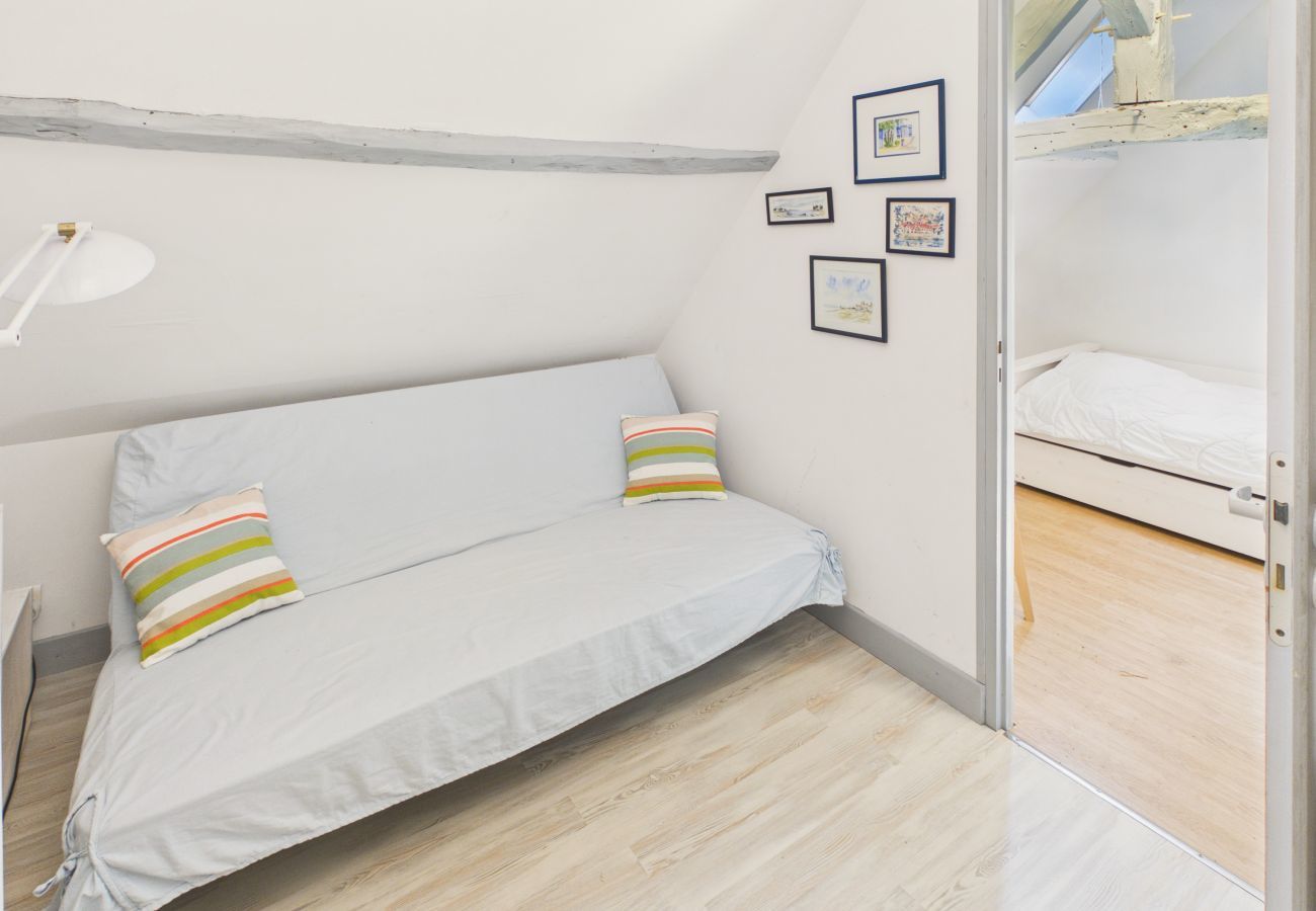 Ferienhaus in Proissans - Charmantes Familienhaus mit Pool für 7