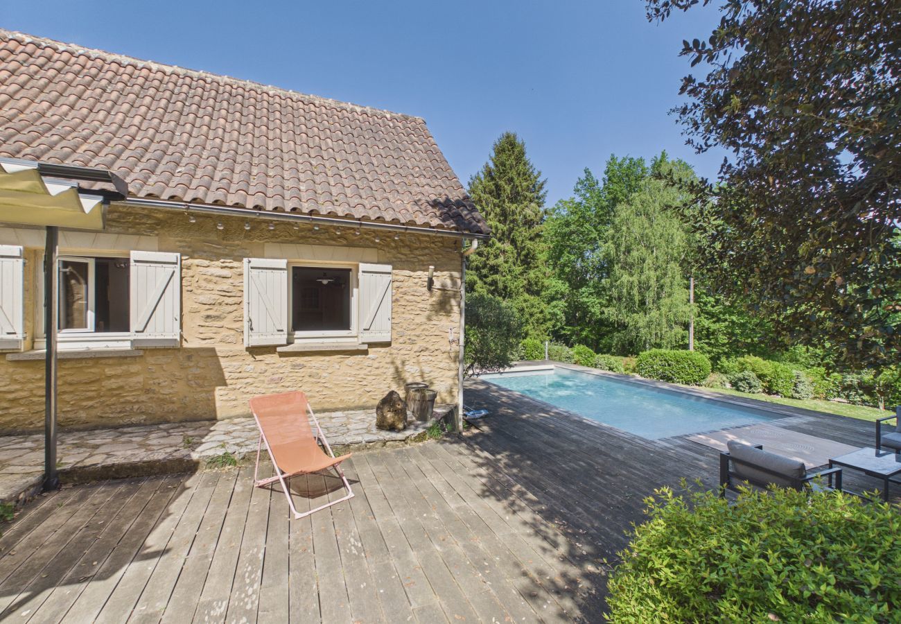 Ferienhaus in Proissans - Charmantes Familienhaus mit Pool für 7