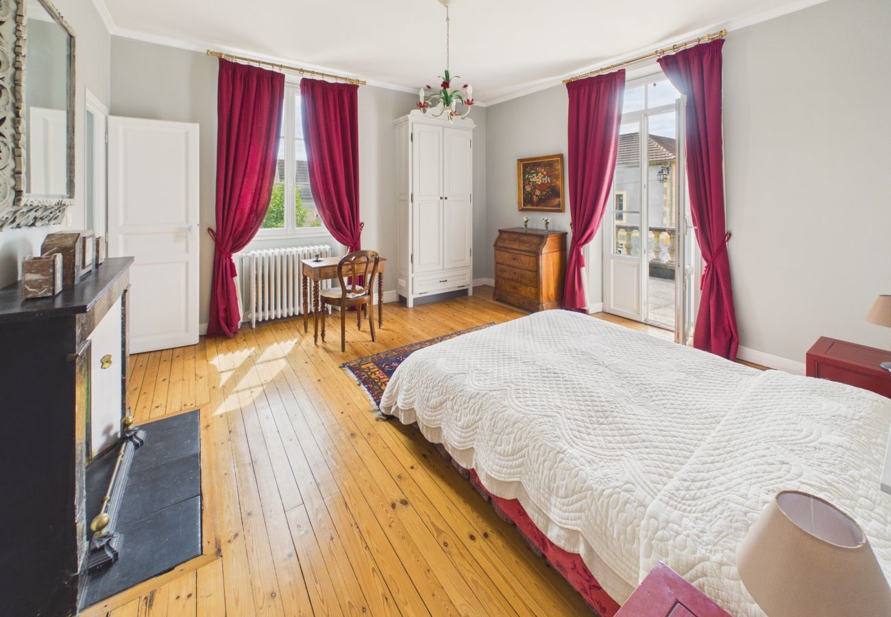 Ferienhaus in Montignac - Haus für 13 mit Pool in Montignac