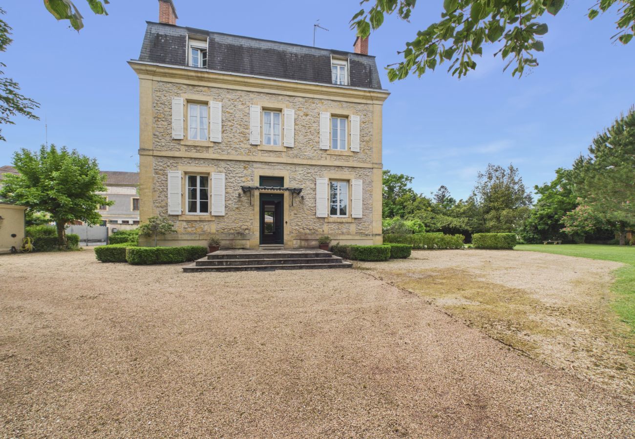 Ferienhaus in Montignac - Haus für 13 mit Pool in Montignac