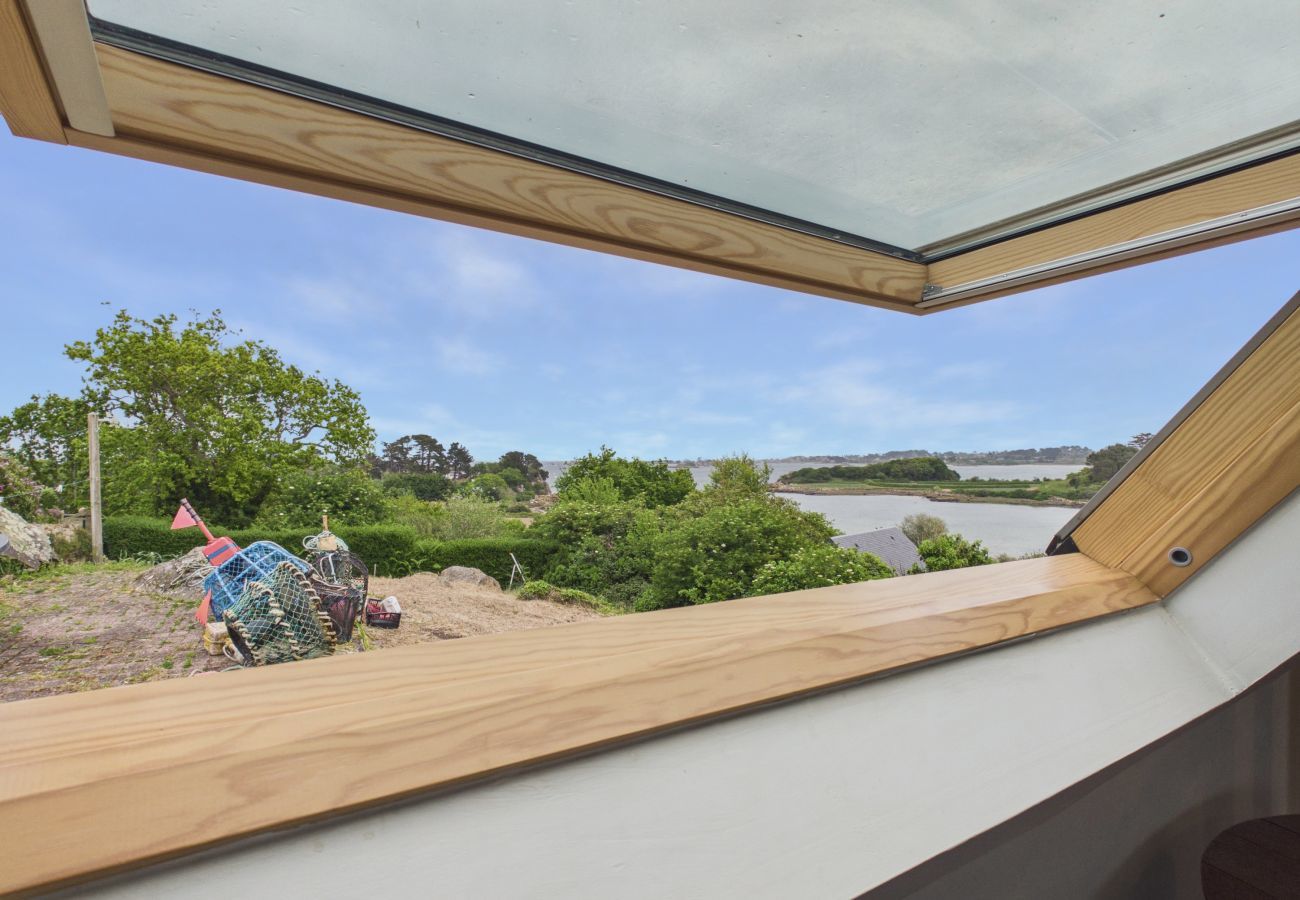 Ferienhaus in Penvénan - 200 m direkter Meerzugang - Haus 2 Pers