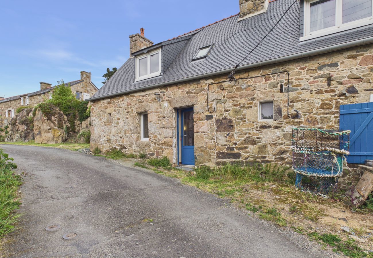 Ferienhaus in Penvénan - 200 m direkter Meerzugang - Haus 2 Pers
