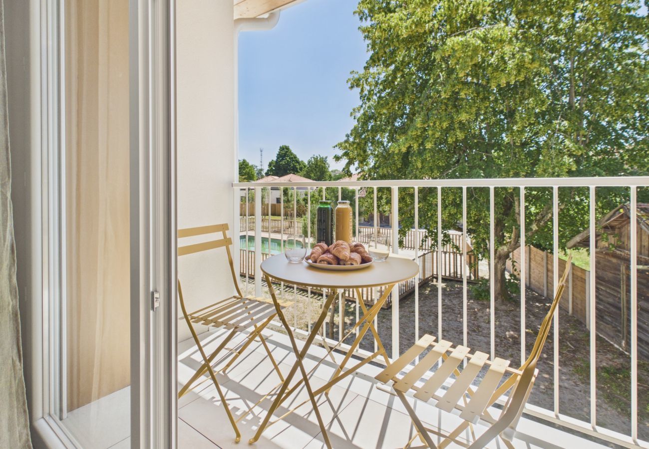 Ferienwohnung in Biscarrosse - Le Switch - Apartment für 4 Personen - Gemeinschaftspool