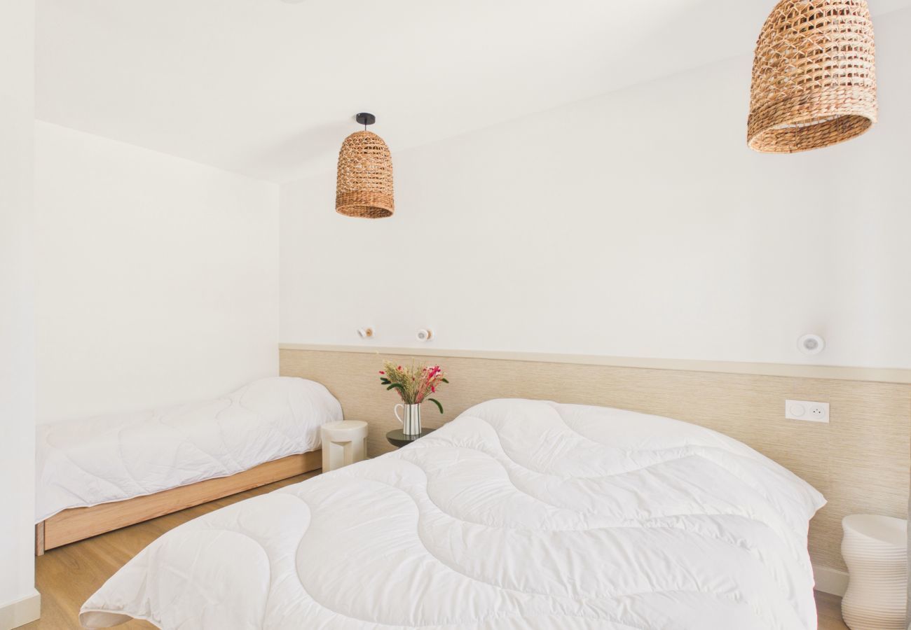 Ferienwohnung in Biscarrosse - L'Ecume - Apartment für 4  - Gemeinschaftspool