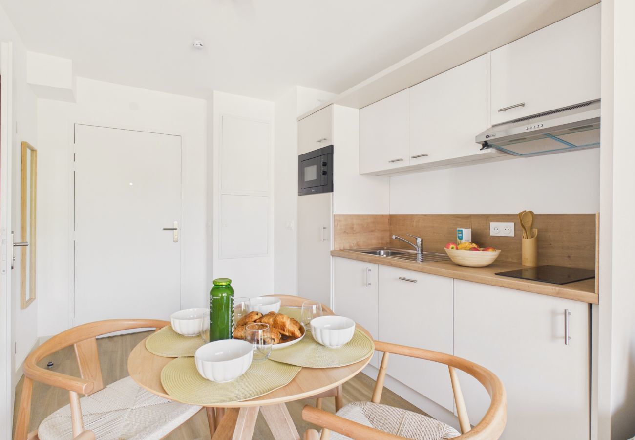 Ferienwohnung in Biscarrosse - L'Ondée - Apartment für 4  Gemeinschaftspool