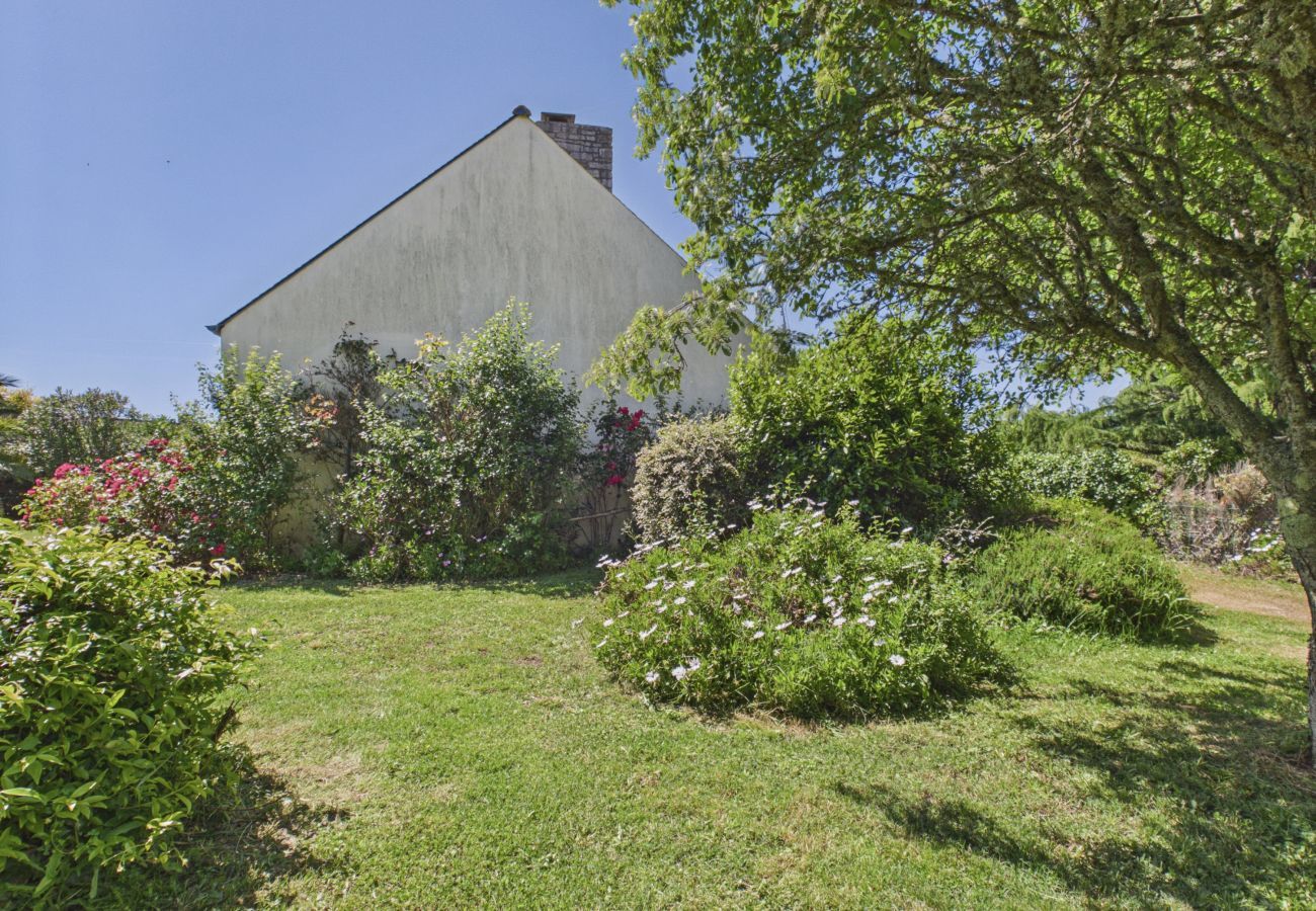 Ferienhaus in Arzon - Haus für 12, 950m vom Strand