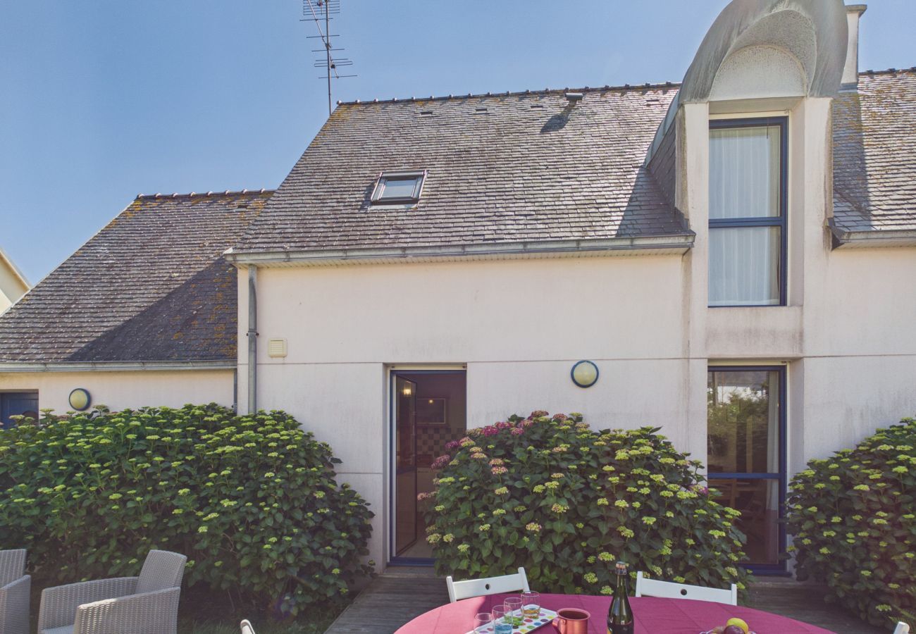 Doppelhaushälfte in Le Guilvinec - Haus mit grünem Garten • 7 Schlafplätze
