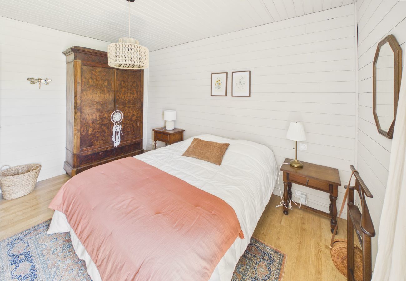 Ferienhaus in Rouffignac-Saint-Cernin-de-Reilhac - Haus für 6: Garten und Veranda