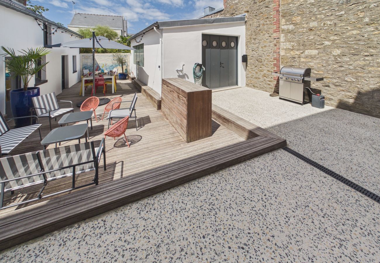 Ferienhaus in Dinard - Wunderschönes Haus für 10, strand nebenan