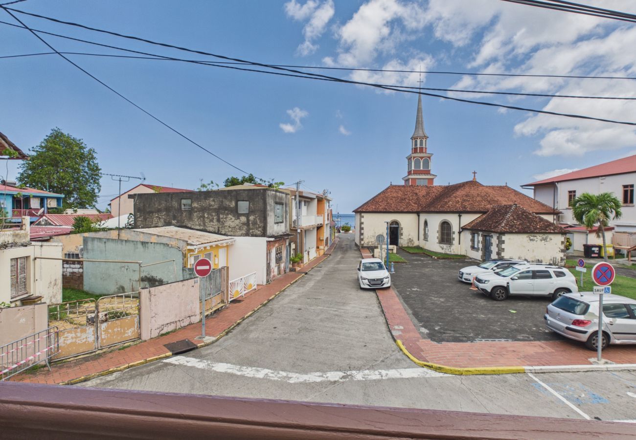 Ferienhaus in Les Anses-d´Arlet - 100 m vom Strand – Familienhaus für 7