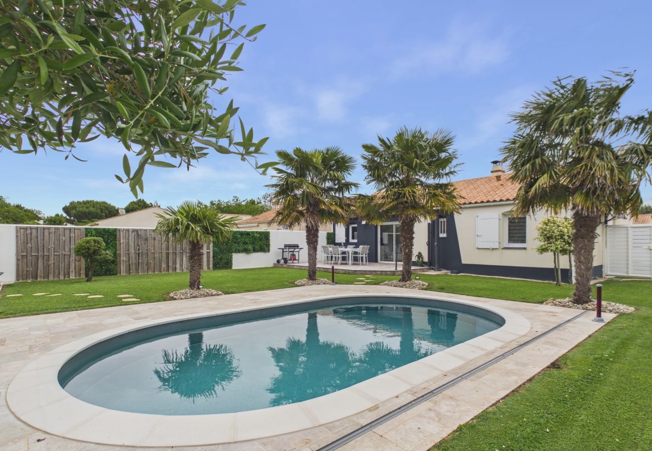 Ferienhaus in Saint-Jean-de-Monts - Haus für 7 mit Pool, Plancha & Kicker