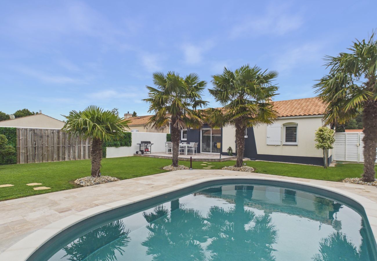 Ferienhaus in Saint-Jean-de-Monts - Haus für 7 mit Pool, Plancha & Kicker