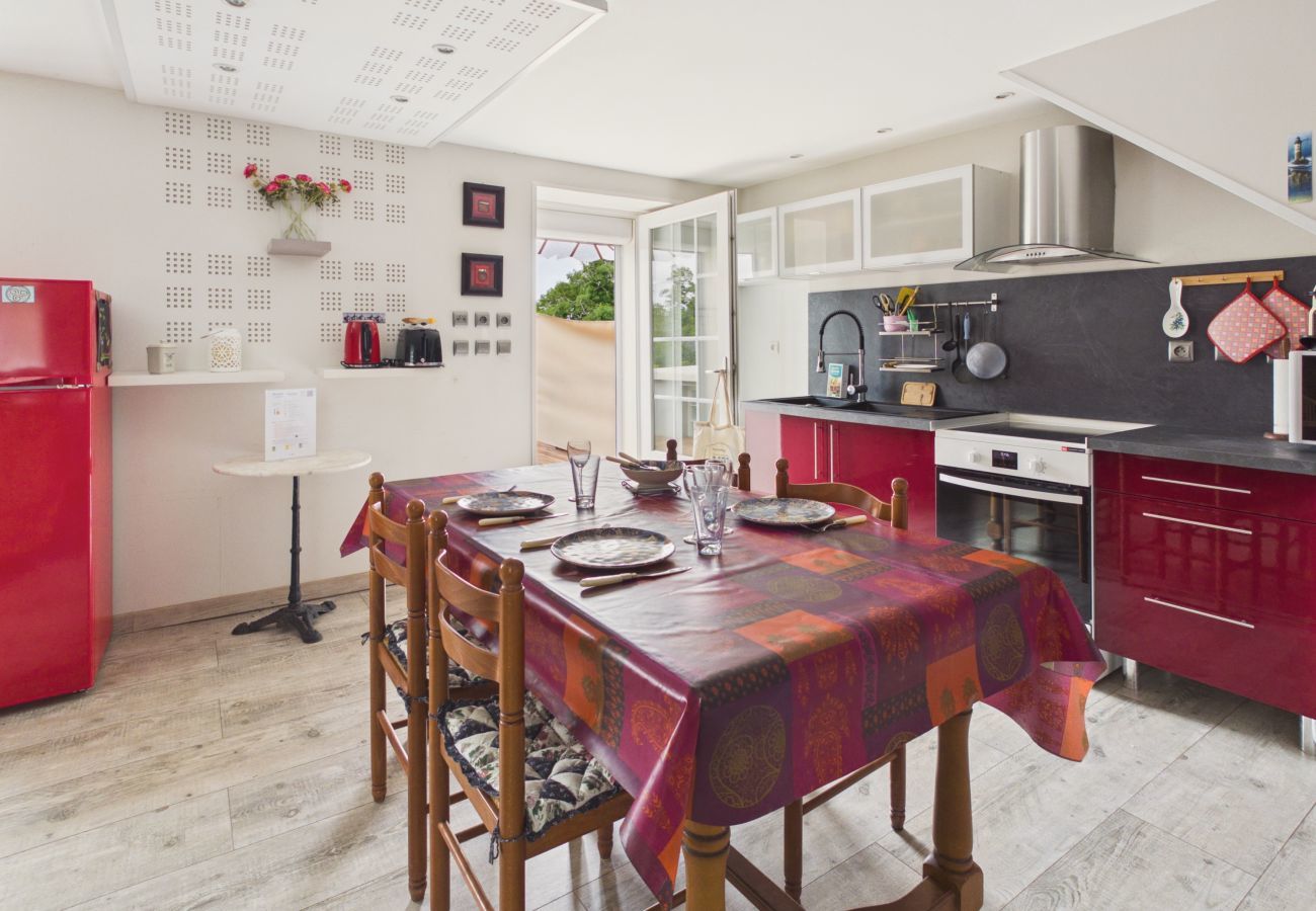 Ferienhaus in La Forêt-Fouesnant - Haus für 3 Personen mit großem Garten und Terrasse