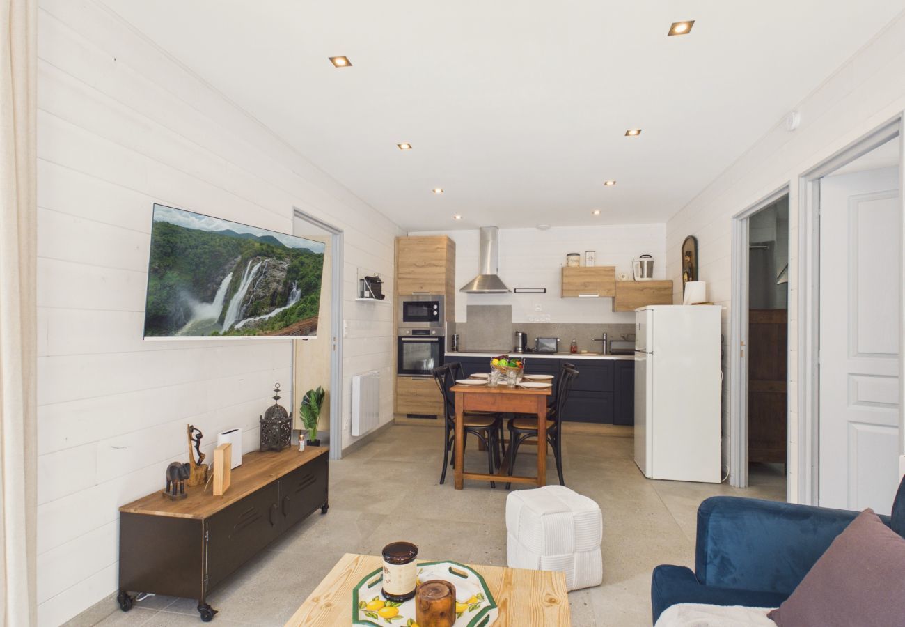Ferienhaus in Le Tour-du-Parc - Zwischen Golf und Meer, Haus mit Garten für 4