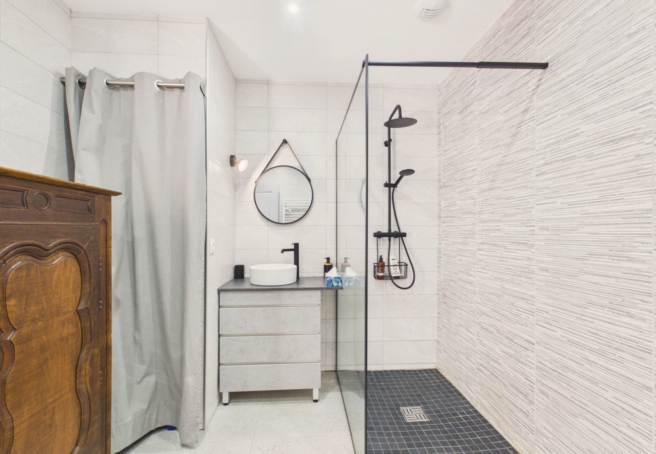 Ferienhaus in Le Tour-du-Parc - Zwischen Golf und Meer, Haus mit Garten für 4