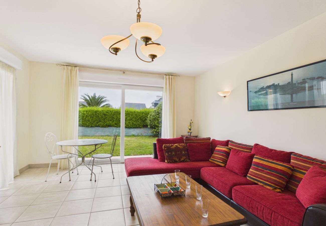 Ferienhaus in Plouguerneau - Strand nebenan, geräumiges Haus mit Garten