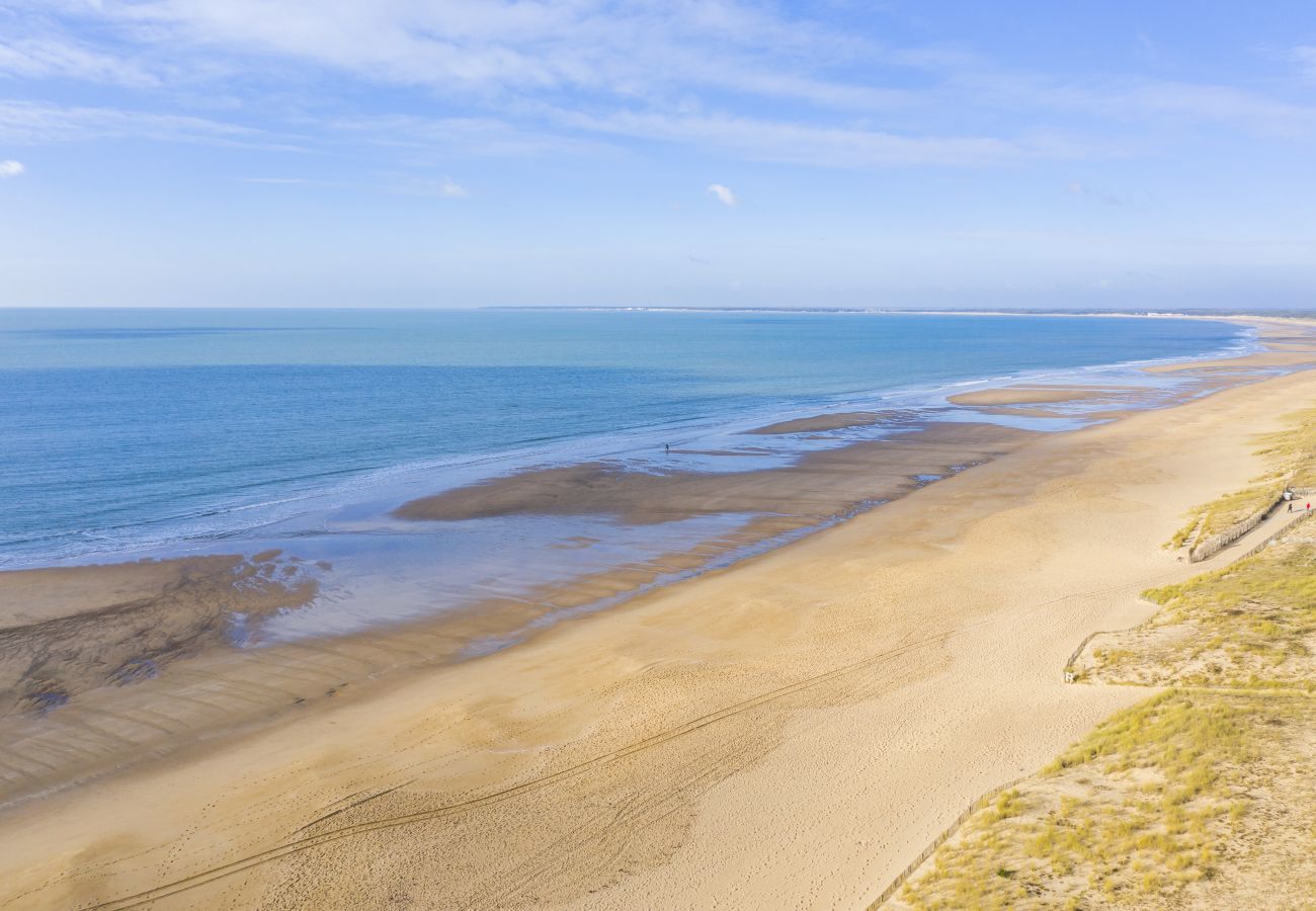 Ferienwohnung in Jard-sur-Mer - Strand nebenan, Wohnung für 4 mit Terrasse