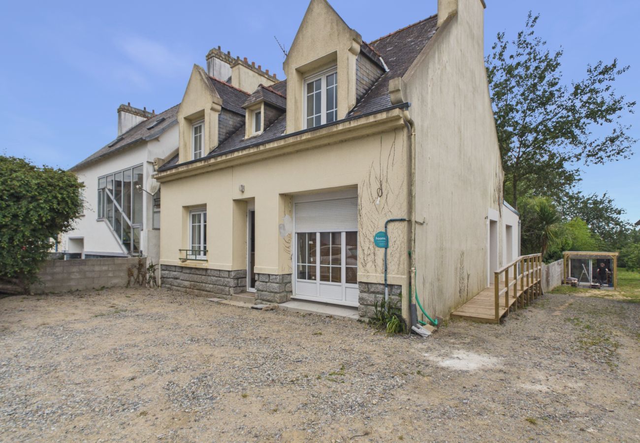Ferienhaus in Guissény - Haus für 10 mit großem Garten nahe Strand
