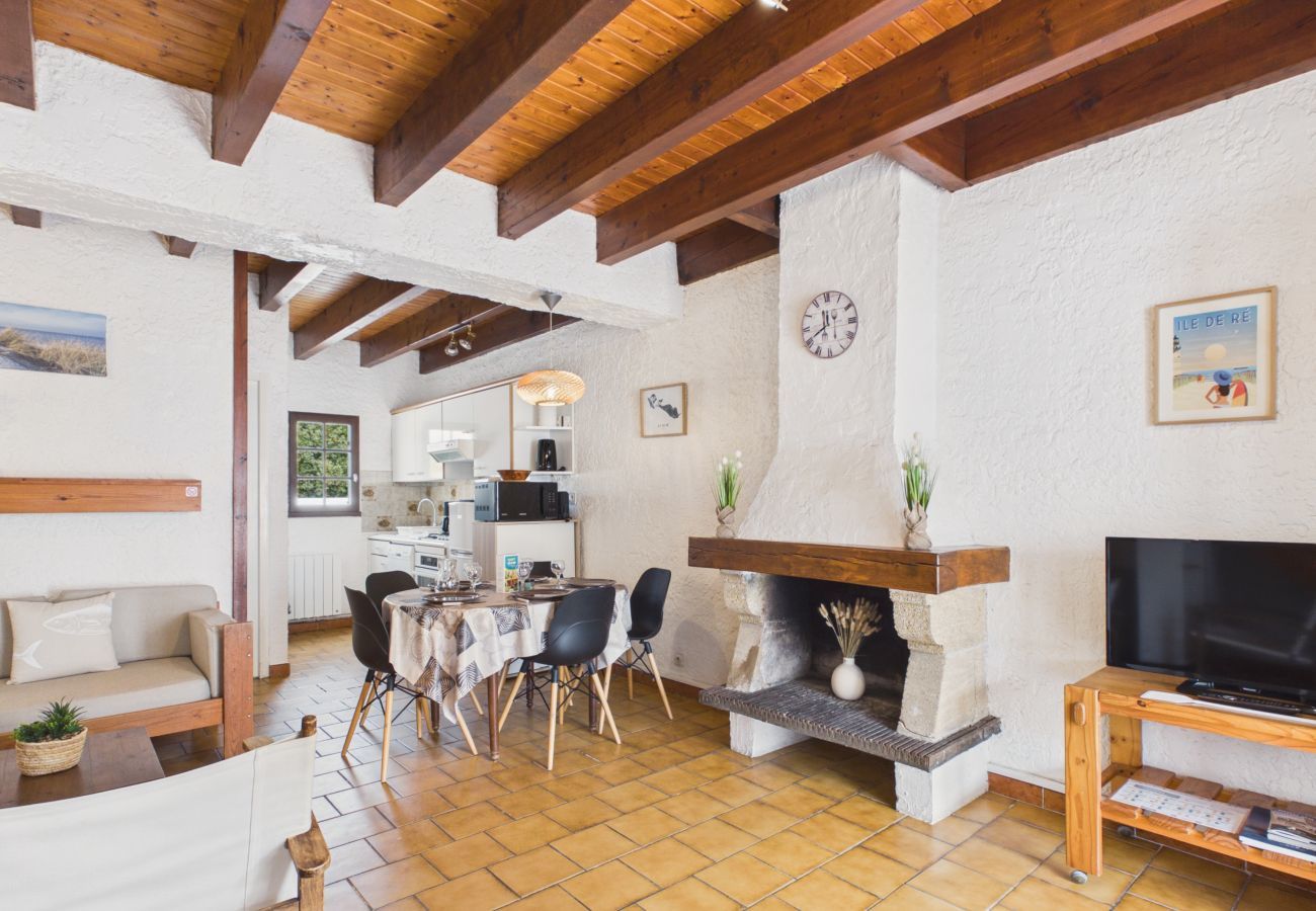 Ferienhaus in Rivedoux-Plage - 50 m zum Strand, für 5 mit Garten & Grill