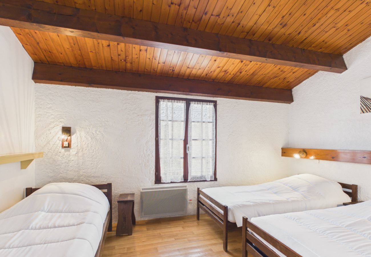 Ferienhaus in Rivedoux-Plage - 50 m zum Strand, für 5 mit Garten & Grill