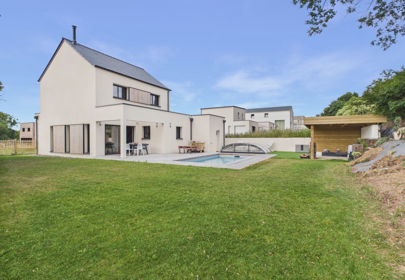 Ferienhaus in Pléneuf-Val-André - Komforthaus mit Garten & beheiztem Pool