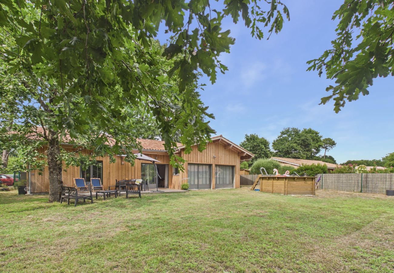 Ferienhaus in Lanton - Pool, Garten & Kinderspiele – Haus für 6