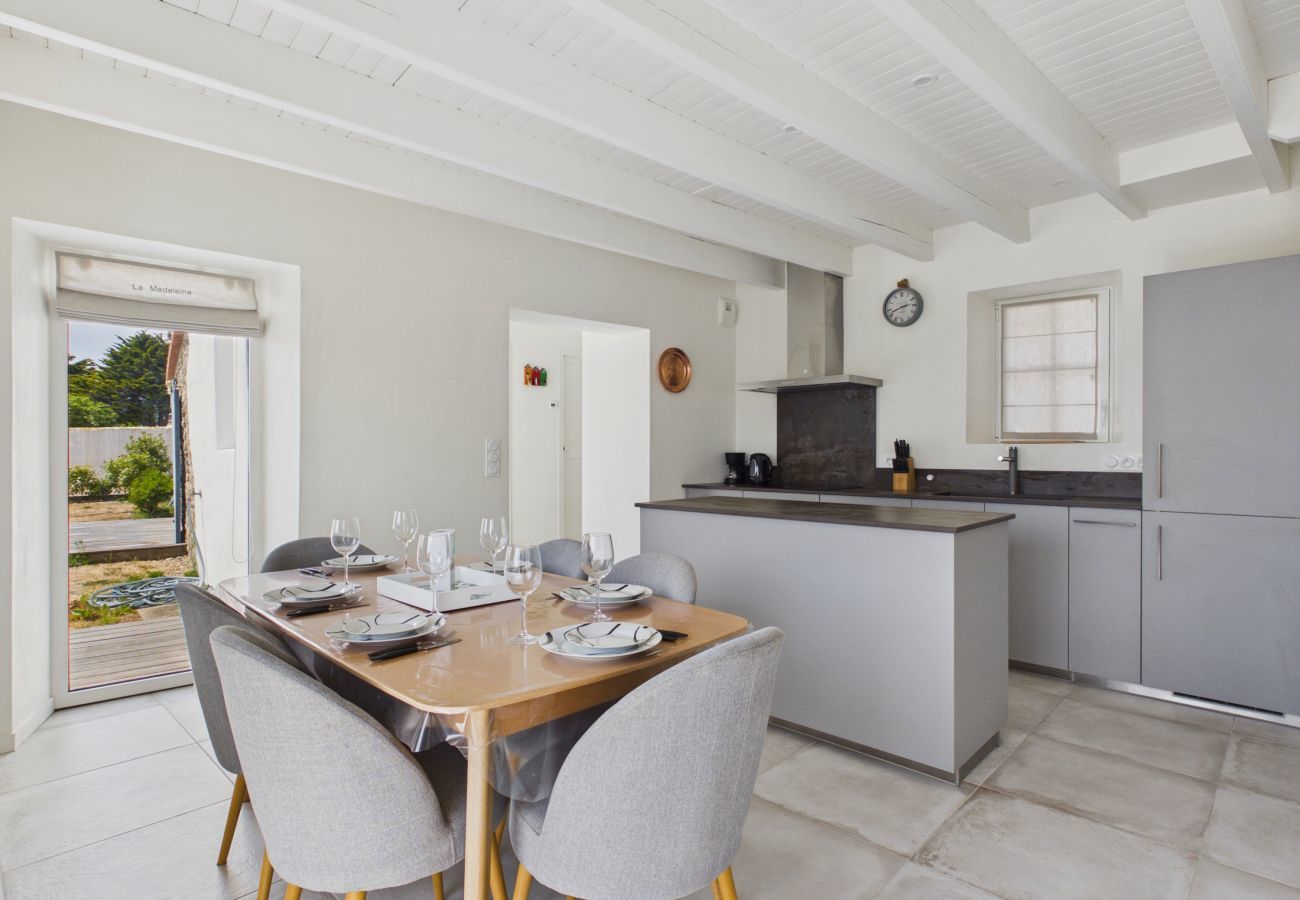 Ferienhaus in Noirmoutier-en-l´Ile - Haus für 8 mit Garten, 200 m vom Strand