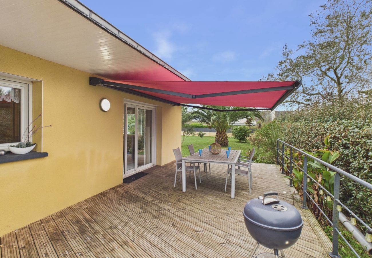 Ferienhaus in Plouguerneau - Strand 200 m entfernt, Haus für 7 mit Garten