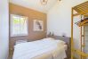 House in St. Hilaire de Riez - House for 5, close to the beach, shared pool House in St. Hilaire de Riez - House for 5, close to the beach, shared pool